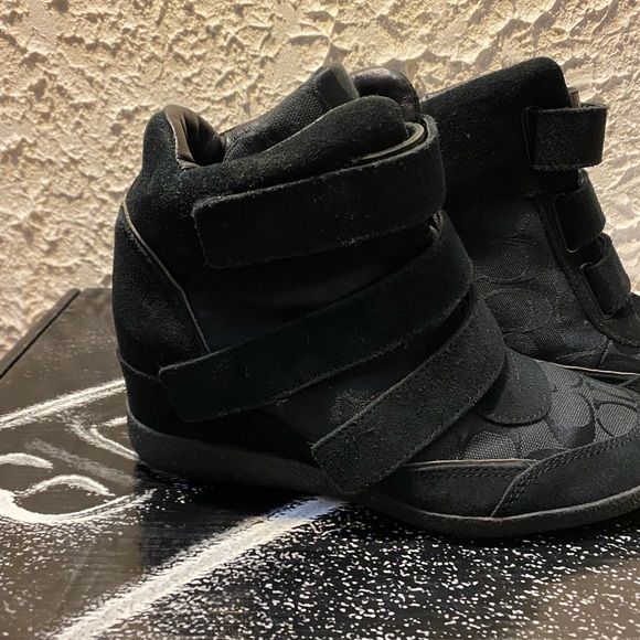 Coach high tops monogram black. - Picture 2 of 6